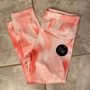 NWT Cali cropped stretch leggings